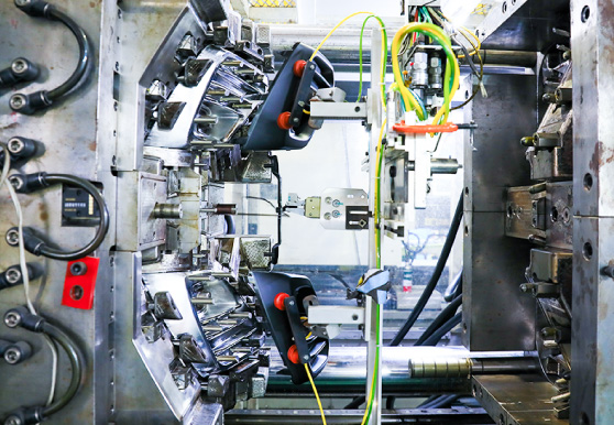 インジェクション